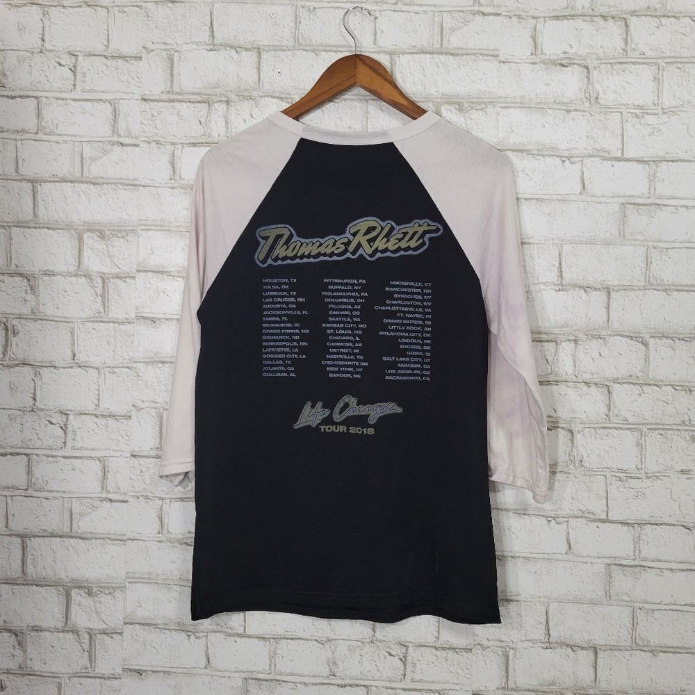 Thomas Rhett 2018 graphic top - Picture 11 of 13